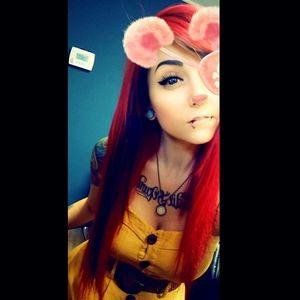 Meet your Posher, April